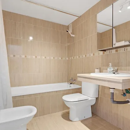 Modern With Pool In Spain דירה
