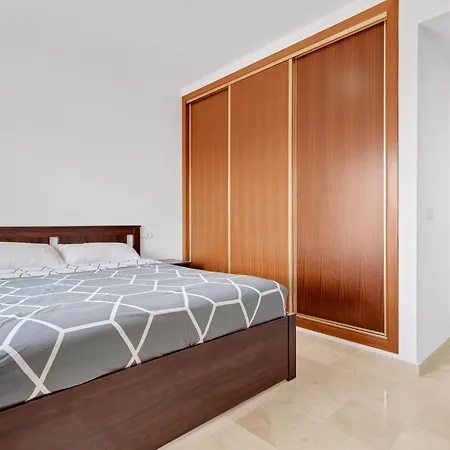 Modern With Pool In Spain * פואנגירולה